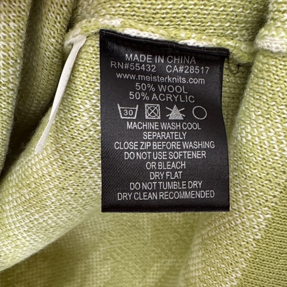 Meister Women's Green and White Floral Quarter-Zip Sweater Wool Blend Size Large - Picture 8 of 9